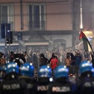 Caso Fakir, le reazioni all'intervista al poliziotto. Fratelli d'Italia: "Lepore deve dimettersi"