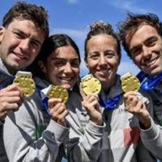 Nuoto, nel fondo a Golfo Aranci trionfo azzurro nella staffetta e il sigillo di Paltrinieri Nuoto, nel fondo a Golfo Aranci trionfo azzurro nella staffetta e il sigillo di Paltrinieri