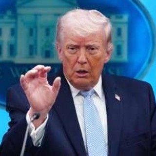 Iran, il report Cia smentisce Trump: Teheran può resistere 4 mesi al blocco navale Iran, il report Cia smentisce Trump: Teheran può resistere 4 mesi al blocco navale