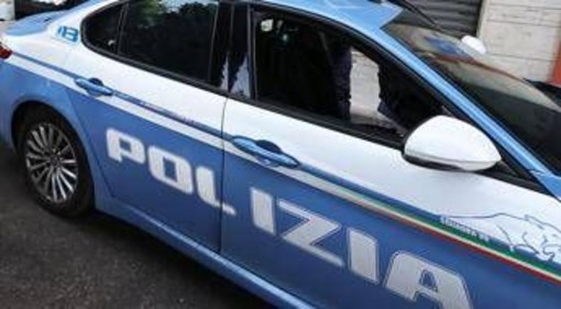 Genova, tenta di rapire bimbo di 6 mesi afferrandolo per collo: fermato 30enne Genova, tenta di rapire bimbo di 6 mesi afferrandolo per collo: fermato 30enne