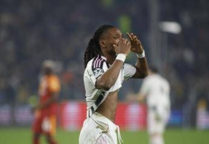 Juve-Galatasaray, Thuram in lacrime dopo il cambio di Spalletti. Cos'è successo in Champions