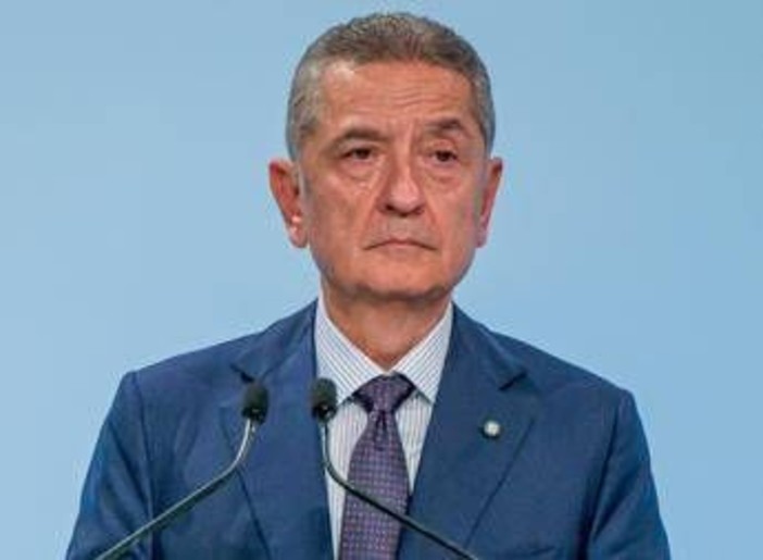 Bankitalia, Panetta: "L'economia sommersa vale il 10% del Pil: incide sull'intero Paese" Bankitalia, Panetta: "L'economia sommersa vale il 10% del Pil: incide sull'intero Paese"