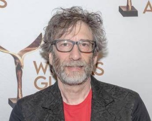 Neil Gaiman rompe il silenzio sulle accuse di molestie: "È tutto falso"