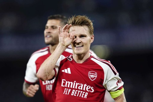 Odegaard punisce il Napoli, l’Arsenal vince 1-0 al Maradona Odegaard punisce il Napoli, l’Arsenal vince 1-0 al Maradona
