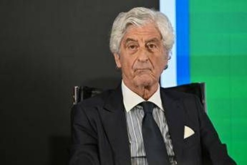Italia, Rivera si candida: "Mi sono proposto, sarei in grado di fare il ct" Italia, Rivera si candida: "Mi sono proposto, sarei in grado di fare il ct"