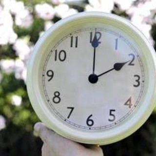 Ora legale permanente in Italia, al via un'indagine conoscitiva in Parlamento