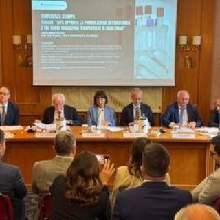 Tumori: in Italia l'immunoterapia sottocute, si somministra in pochi minuti Tumori: in Italia l'immunoterapia sottocute, si somministra in pochi minuti