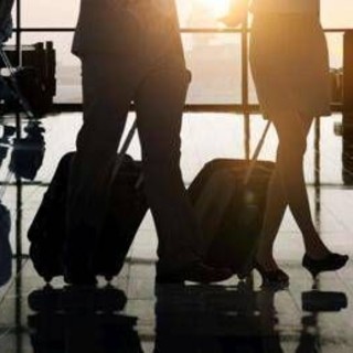 Scioperi trasporto aereo, domani voli a rischio nel lunedì nero Scioperi trasporto aereo, domani voli a rischio nel lunedì nero