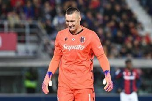 Skorupski espulso tra le proteste: cos'è successo in Genoa-Bologna Skorupski espulso tra le proteste: cos'è successo in Genoa-Bologna