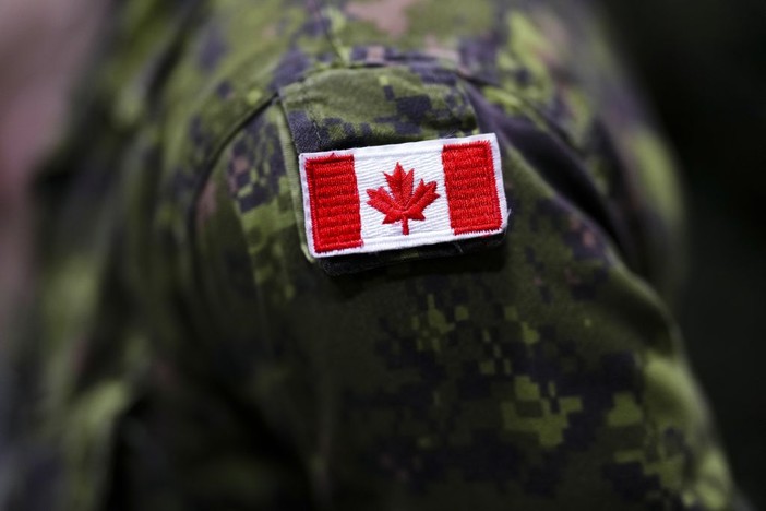 Canada, incendio in una base militare in Alberta. Almeno sette morti Canada, incendio in una base militare in Alberta. Almeno sette morti