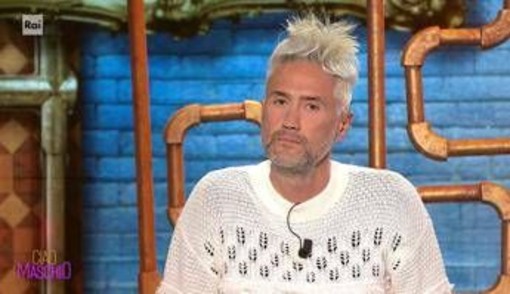 'Ciao Maschio', Vincenzo Schettini: "Il mio coming out fu una bomba in casa". Poi, le scuse 'Ciao Maschio', Vincenzo Schettini: "Il mio coming out fu una bomba in casa". Poi, le scuse