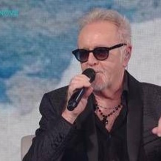 Umberto Tozzi e l'ultimo tour dopo la malattia: "Sarà una festa" Umberto Tozzi e l'ultimo tour dopo la malattia: "Sarà una festa"