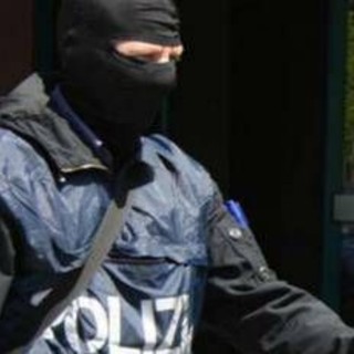 Arezzo, 15enne indagato per propaganda d'odio e istigazione a delinquere Arezzo, 15enne indagato per propaganda d'odio e istigazione a delinquere