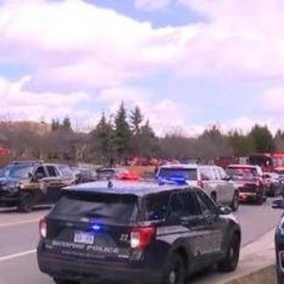 Usa, sparatoria in sinagoga e scuola ebraica nel Michigan: un'auto si è lanciata contro il complesso