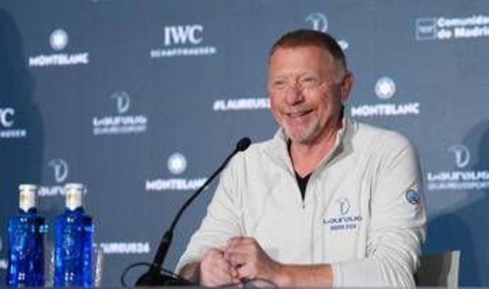 Becker: "Sinner superstar fondamentale per il tennis italiano, il calcio prenda esempio" Becker: "Sinner superstar fondamentale per il tennis italiano, il calcio prenda esempio"