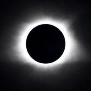 Eclissi solare 12 agosto, dove si vedrà e a che ora Eclissi solare 12 agosto, dove si vedrà e a che ora