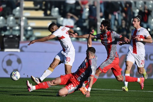 Cremonese e Genoa muovono la classifica, nessun gol e un punto a testa