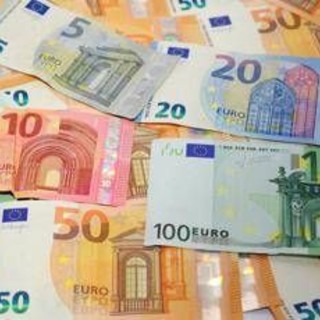 Luce, gas e carburanti: la guerra in Iran costa 29 miliardi alle famiglie italiane Luce, gas e carburanti: la guerra in Iran costa 29 miliardi alle famiglie italiane