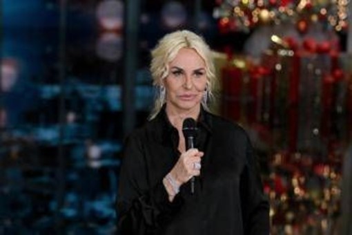 Antonella Clerici: "Rimasi incinta e mi fecero fuori dal programma, è stato vergognoso"