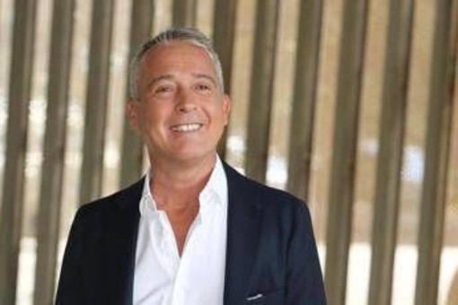 "Servo", "pavido", "gay fascista": insulti e minacce social a Diaco dopo l'endorsement per il 'Sì' al referendum "Servo", "pavido", "gay fascista": insulti e minacce social a Diaco dopo l'endorsement per il 'Sì' al referendum