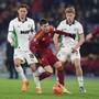 Roma-Sassuolo, rigore dato e poi revocato ai giallorossi. Cos'è successo Roma-Sassuolo, rigore dato e poi revocato ai giallorossi. Cos'è successo