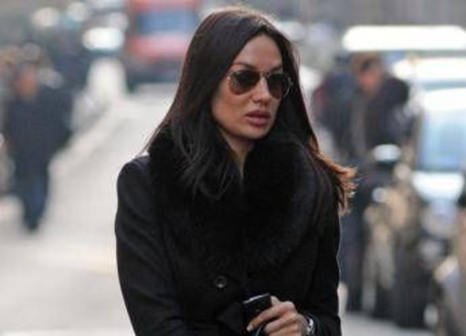 Nicole Minetti, grazia sospende la pena: chiesto il "non luogo a provvedere". Tribunale Sorveglianza si riserva