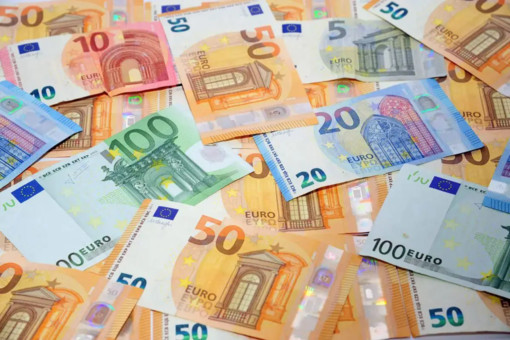 Debito pubblico in crescita di 27,3 miliardi a febbraio Debito pubblico in crescita di 27,3 miliardi a febbraio