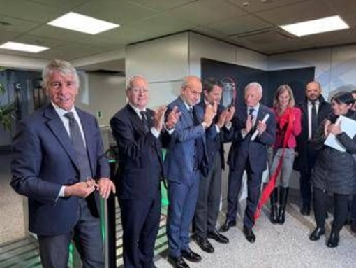 Da immobile in disuso a nuovo laboratorio antidoping. Schillaci e Abodi: "Passo avanti verso Milano Cortina" Da immobile in disuso a nuovo laboratorio antidoping. Schillaci e Abodi: "Passo avanti verso Milano Cortina"