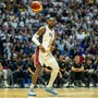 LeBron James giocherà nei Philadelphia 76ers LeBron James giocherà nei Philadelphia 76ers