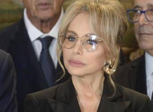 Forza Italia, Marina Berlusconi non dà linea partito e si confronta con Tajani: tesoriere Roscioli richiama campani a unità Forza Italia, Marina Berlusconi non dà linea partito e si confronta con Tajani: tesoriere Roscioli richiama campani a unità