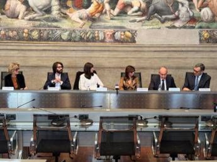 Fondazione OneSight EssilorLuxottica Italia-Crui, protocollo su diritto alla salute visiva