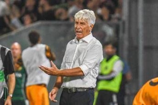 Genoa-Roma 2-1, Gasperini non ci sta: "Il Var non ha visto rigore su Koné? Cambiasse mestiere" Genoa-Roma 2-1, Gasperini non ci sta: "Il Var non ha visto rigore su Koné? Cambiasse mestiere"