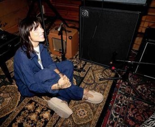 Angelina Mango, il ritorno sul palco: annunciate le date del tour nei teatri Angelina Mango, il ritorno sul palco: annunciate le date del tour nei teatri