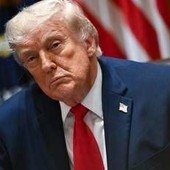 Iran-Usa, Trump: "Ora nella situation room per decisione definitiva" Iran-Usa, Trump: "Ora nella situation room per decisione definitiva"