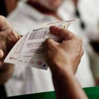SuperEnalotto, numeri combinazione vincente di oggi 9 maggio SuperEnalotto, numeri combinazione vincente di oggi 9 maggio