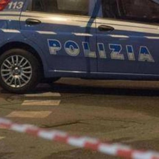 Salerno, salumiere ucciso a coltellate nel suo negozio: fermato 33enne