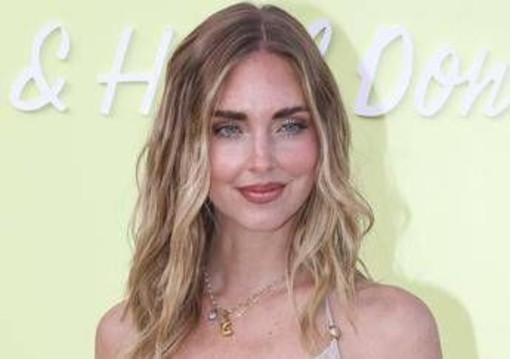 Chiara Ferragni compie 39 anni: "Mi auguro di sentirmi più a casa nella mia vita" Chiara Ferragni compie 39 anni: "Mi auguro di sentirmi più a casa nella mia vita"