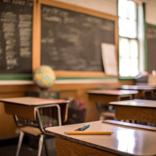 Scuola: Anief, bene Carta docente trasformata in Carta servizi e assegnata anche al personale Ata