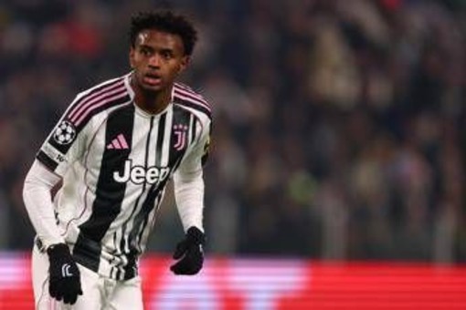 Due gialli in pochi minuti, Cabal espulso in Galatasaray-Juventus