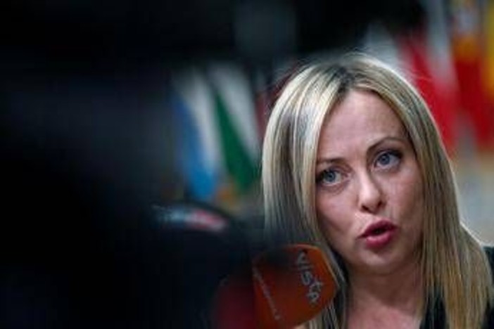 Ue, no ai soldati in Ucraina e prudenza sugli asset russi: la linea di Meloni in vista del Consiglio