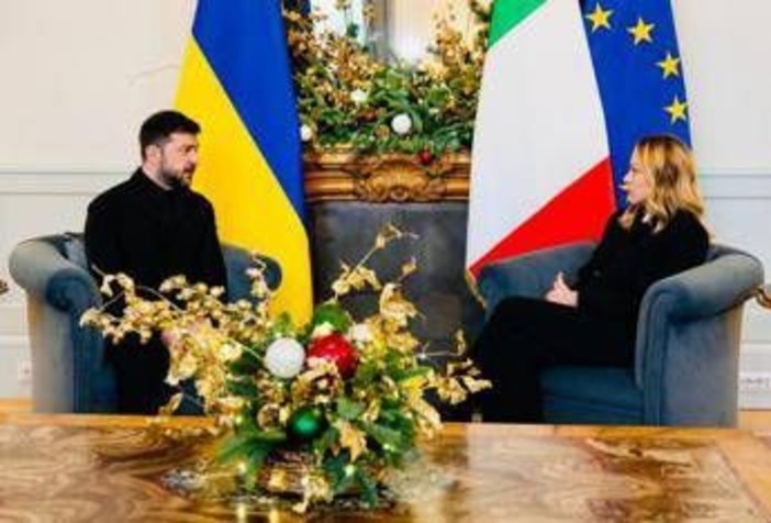 Zelensky dal Papa e poi da Meloni: "Conto sul sostegno dell'Italia". E annuncia: "Pronto alle elezioni" Zelensky dal Papa e poi da Meloni: "Conto sul sostegno dell'Italia". E annuncia: "Pronto alle elezioni"