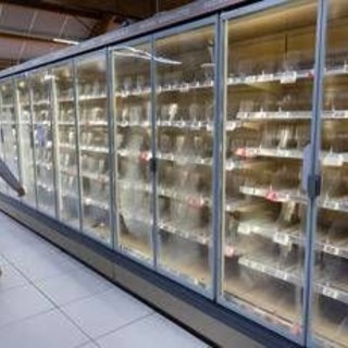 Francia, attacco informatico ai supermercati: centinaia di frigoriferi fuori uso
