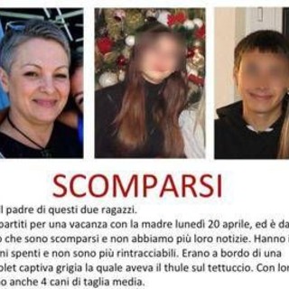 Famiglia scomparsa da Piacenza, ancora senza esito le ricerche. L'appello: "Fatevi vivi" Famiglia scomparsa da Piacenza, ancora senza esito le ricerche. L'appello: "Fatevi vivi"