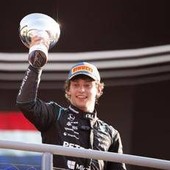 Formula 1, Mercedes 'sfotte' Ferrari dopo Monza: "Un italiano vince con auto tedesca..." Formula 1, Mercedes 'sfotte' Ferrari dopo Monza: "Un italiano vince con auto tedesca..."