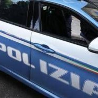Genova, tenta di rapire bimbo di 6 mesi afferrandolo per collo: fermato 30enne Genova, tenta di rapire bimbo di 6 mesi afferrandolo per collo: fermato 30enne