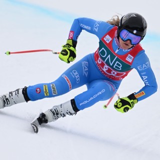 Laura Pirovano vince gara e Coppa di discesa