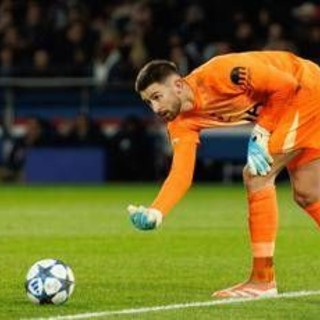 Vicario esce dalla porta e regala il gol al Fulham, che papera in Premier League