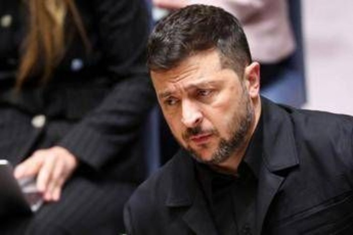 Ucraina, Zelensky: "Pronto a lasciare quando la guerra finirà" Ucraina, Zelensky: "Pronto a lasciare quando la guerra finirà"