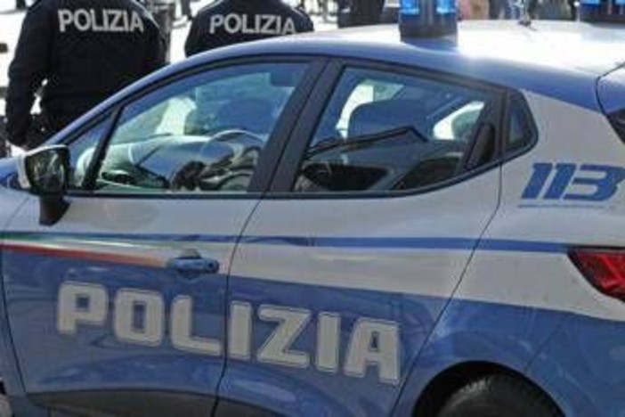 Inneggiava a neonazismo e jihad, 16enne fermato Inneggiava a neonazismo e jihad, 16enne fermato
