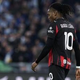 Milan, infortunio per Leao in allenamento: salta il Torino Milan, infortunio per Leao in allenamento: salta il Torino